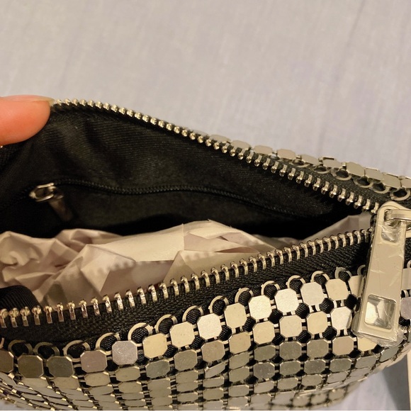 Brand new Chained mini silver bag - Picture 5 of 5